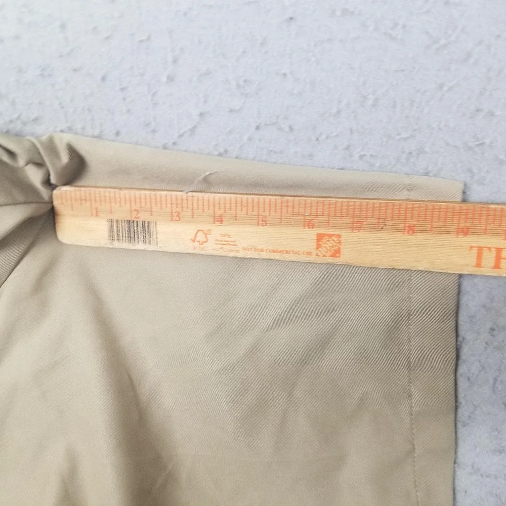 Haggar Shorts Mens 38 Beige Chino Polyester Microfiber‎ 10 Inseam Casual Summer